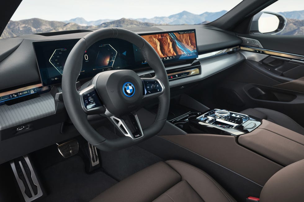 Keegan's Airport Transfers luxury fleet